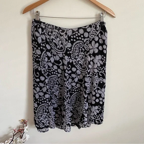 Emma James Flowy Floral Midi Skirt Size 14 Petite - Picture 4 of 5